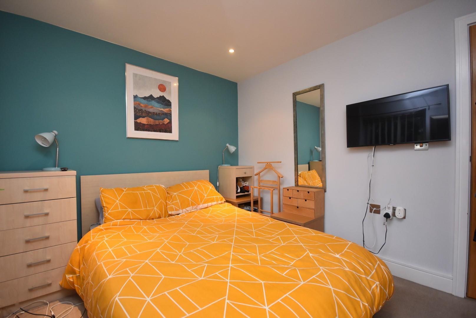 319 Woodlands, Hayes Point, Sully, CF64 5QF